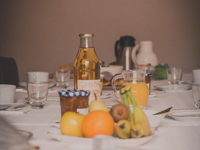 La Maison Periot Acomodação com café da manhã Trevieres Quarto foto